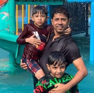 Meet your Posher, Sk kabir